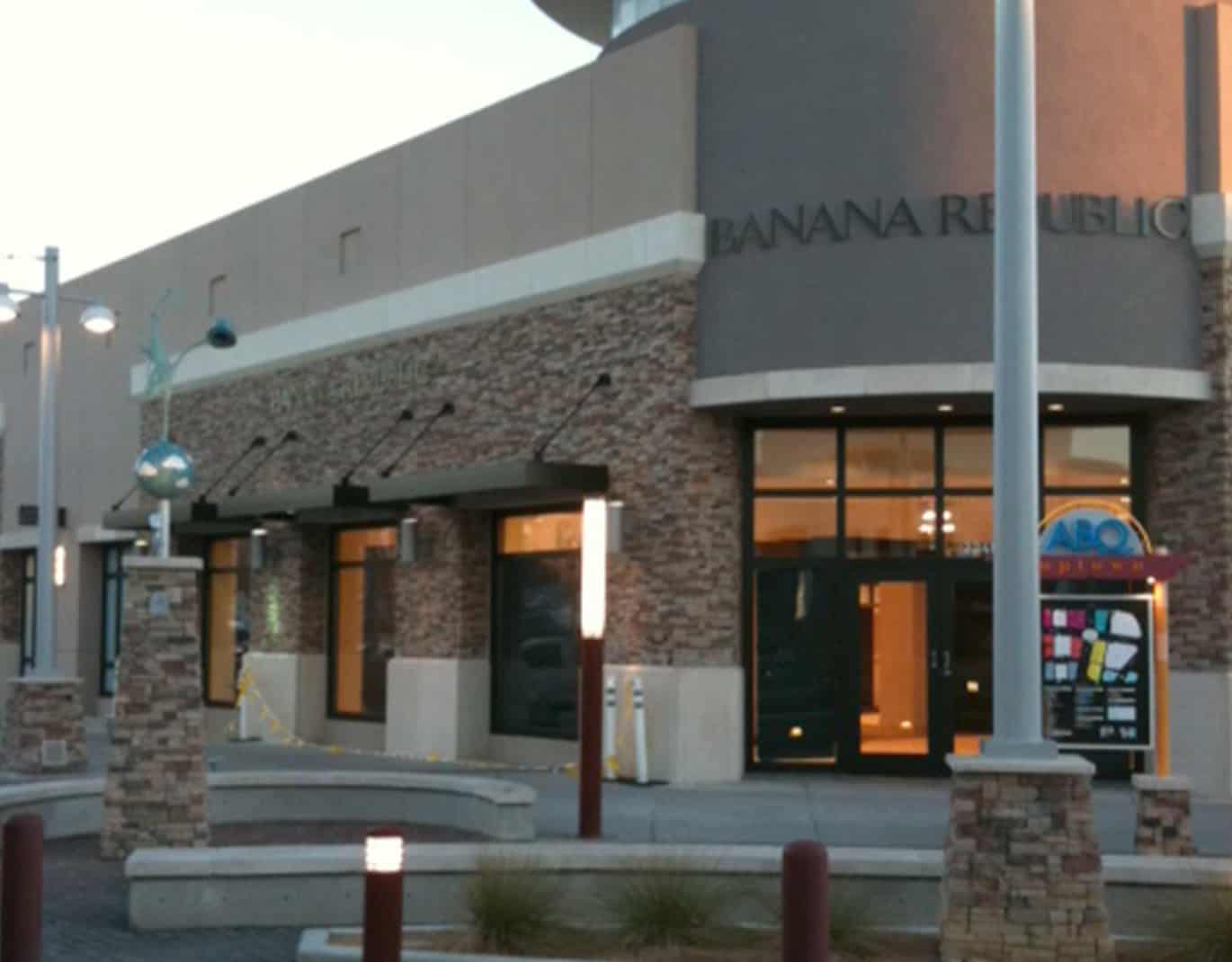 banana republic south park mall